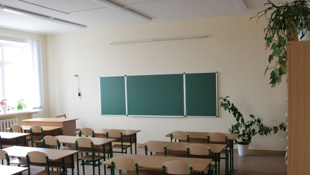 В Сумах школы закрывают на карантин
