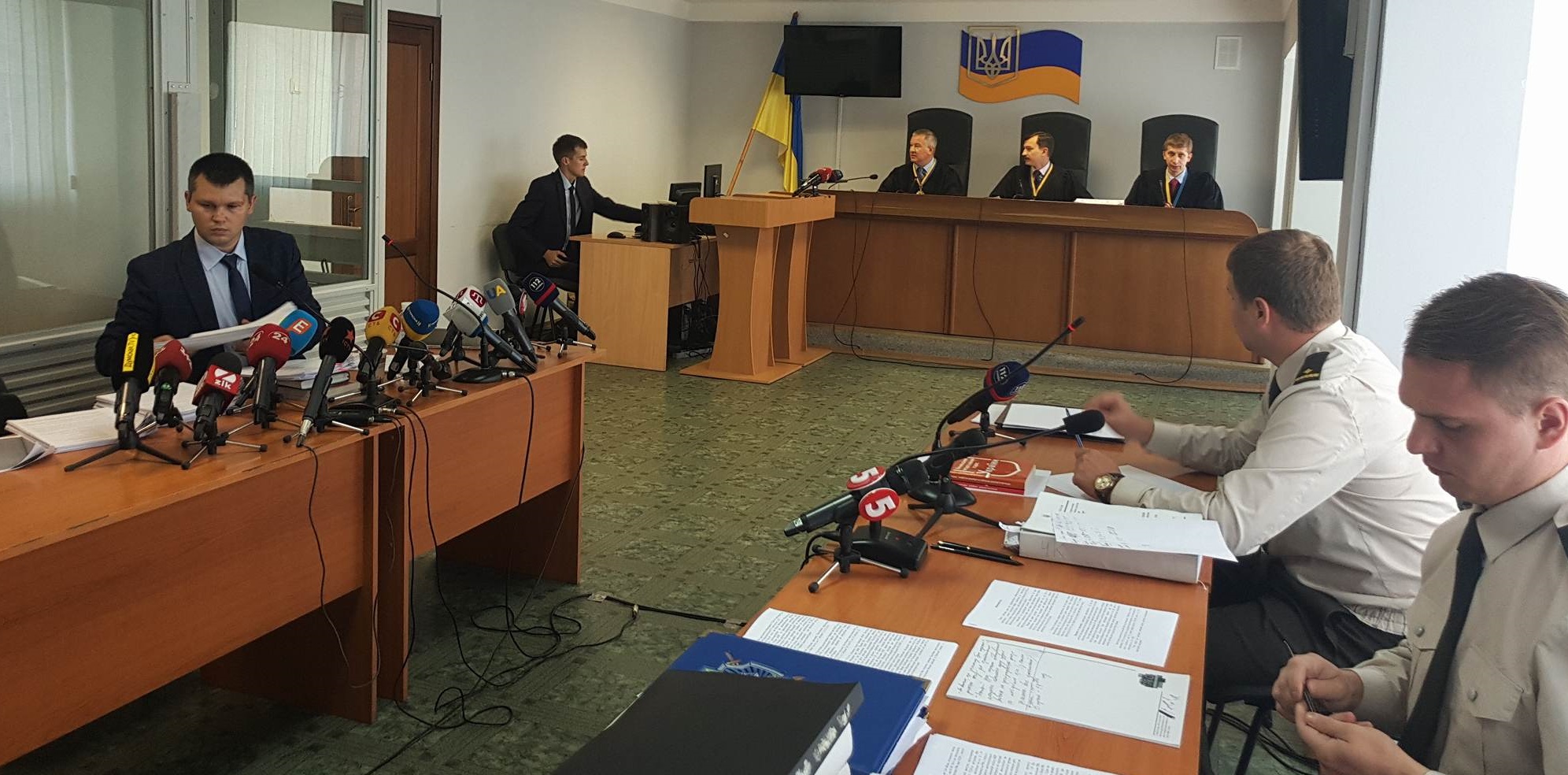 Свидетель в суде по делу Януковича рассказала о нападении на автобус «Антимайдана»