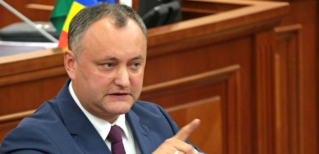 Додон возмущен высылкой российских дипломатов из Молдовы