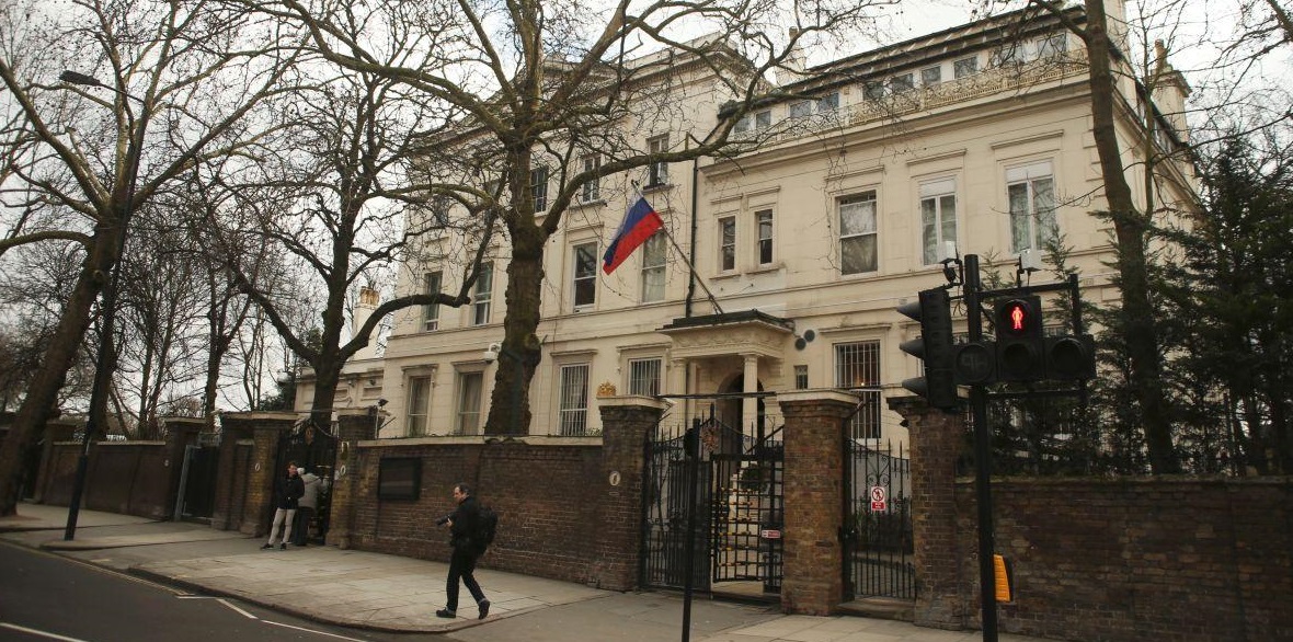 Посольство предупредило россиян о возможных провокациях в Великобритании