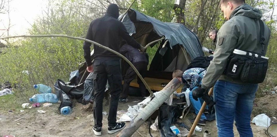 Киевская полиция не расследует сожжение лагеря ромов