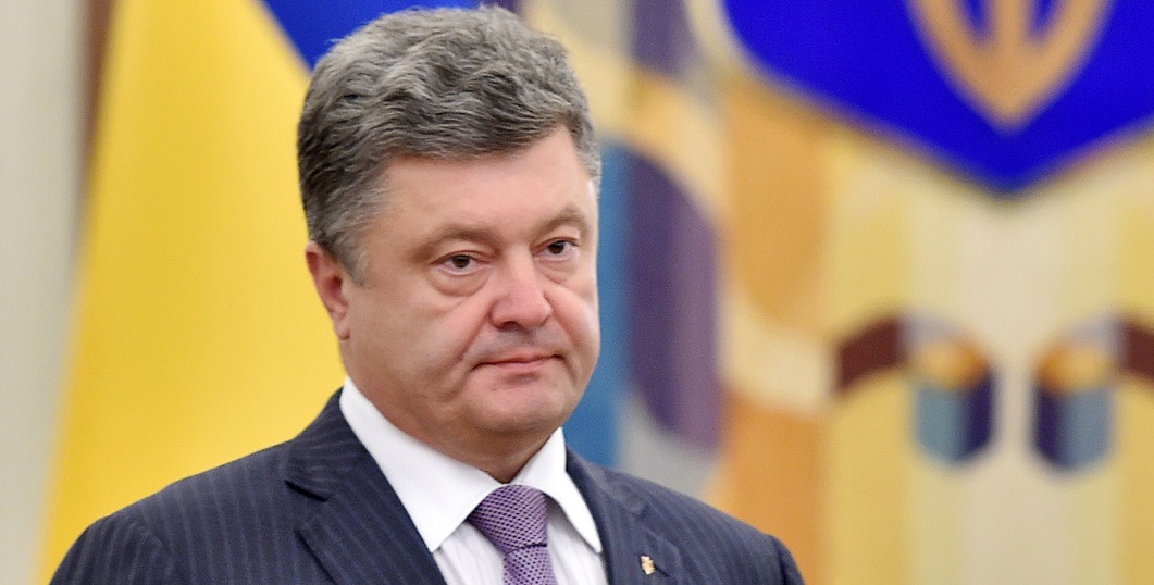 Порошенко выразил соболезнования в связи с ДТП в Беларуси