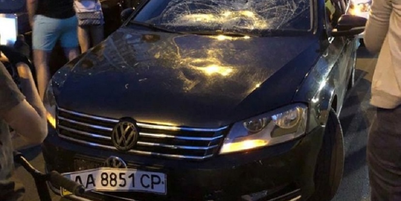 Машина из кортежа Порошенко сбила велосипедиста — СМИ
