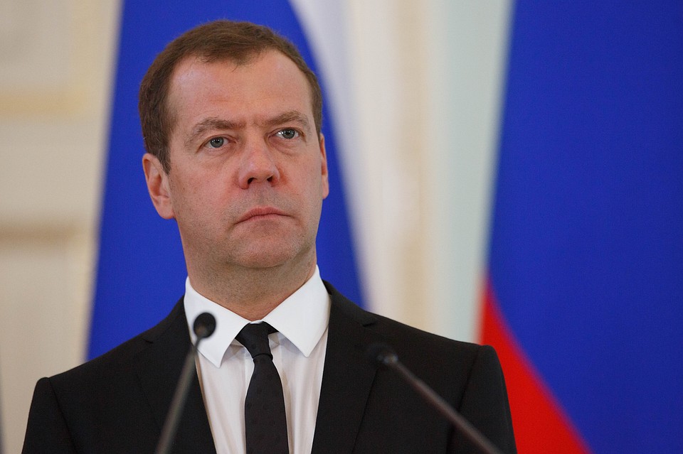 Госдума утвердила Медведева на должности премьера
