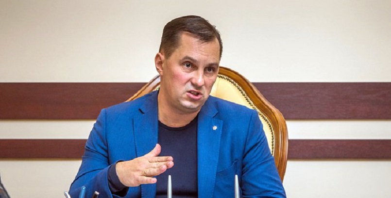 Глава полиции Одессы: На месте инцидента со Стерненко был только его нож