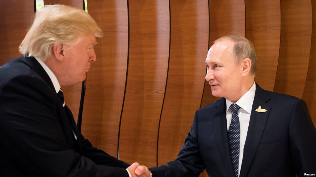 Советник президента США приедет в Москву для подготовки встречи Трампа и Путина