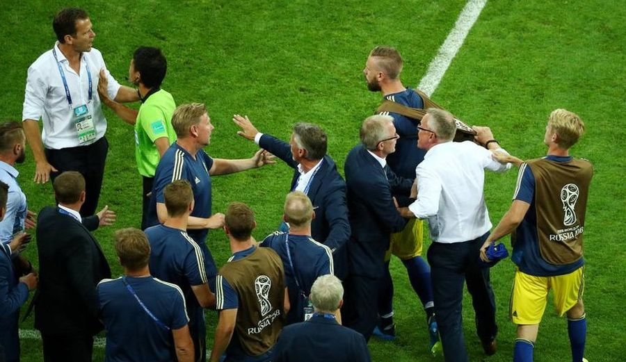 ФИФА оштрафовала немецких чиновников за насмешки над шведской сборной