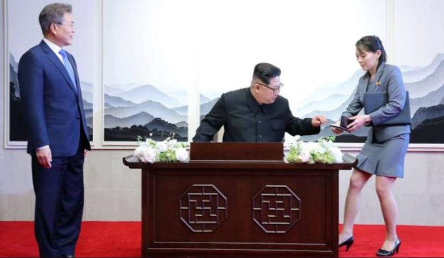 Ким Чен Ын отказался подписывать документ маркером с именем Трампа