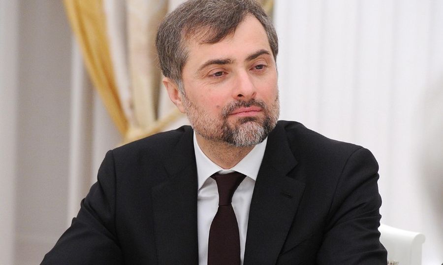Сурков остался на посту помощника президента РФ