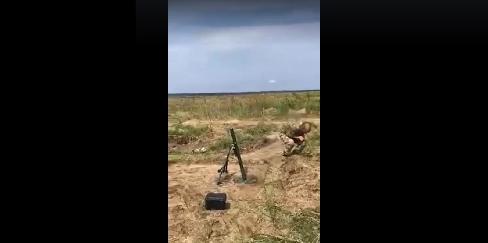 Видео: Пашинский стреляет из миномета