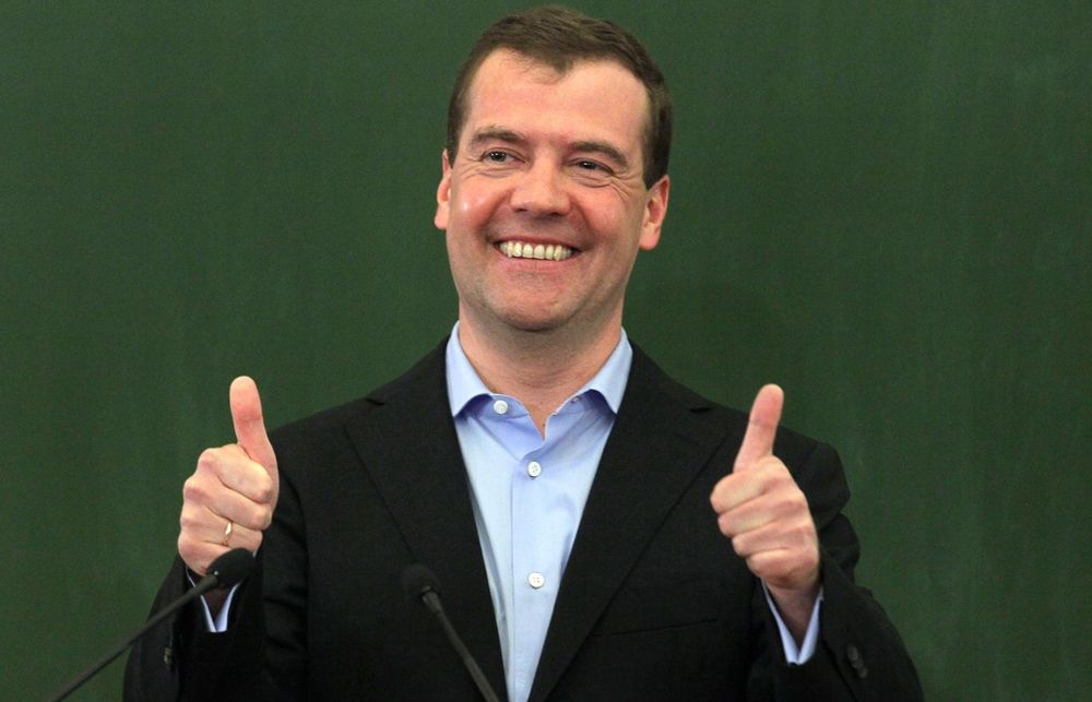 МИД опротестовал визит Медведева в Крым