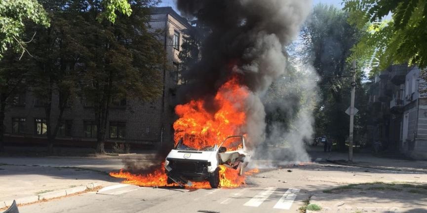 В Каменском взорвалось авто с депутатом горсовета