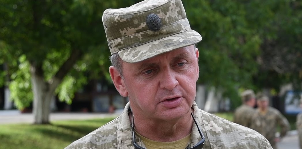 Муженко: На Донбассе более 30 тыс российских солдат