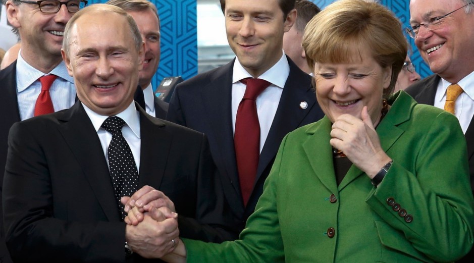 Песков назвал темы переговоров Путина и Меркель