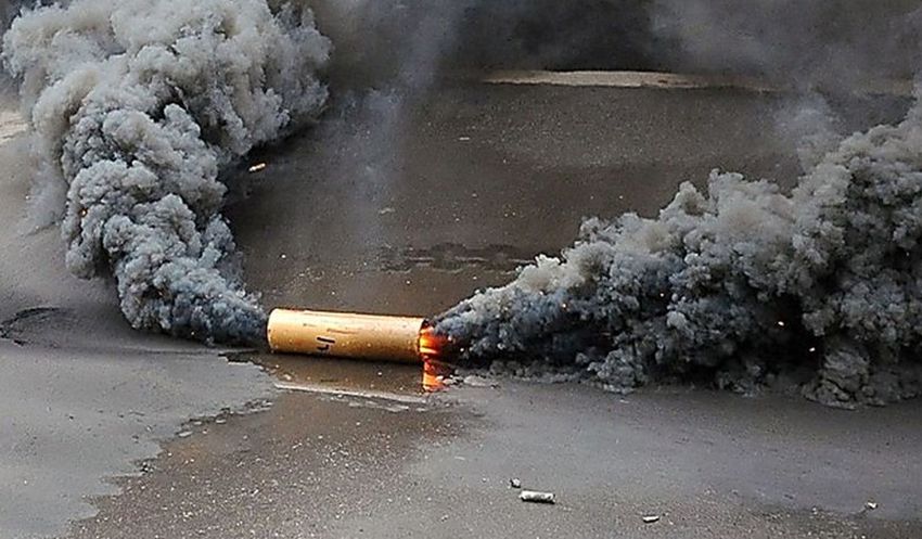 В Киеве забросали дымовыми шашками консульство РФ – СМИ