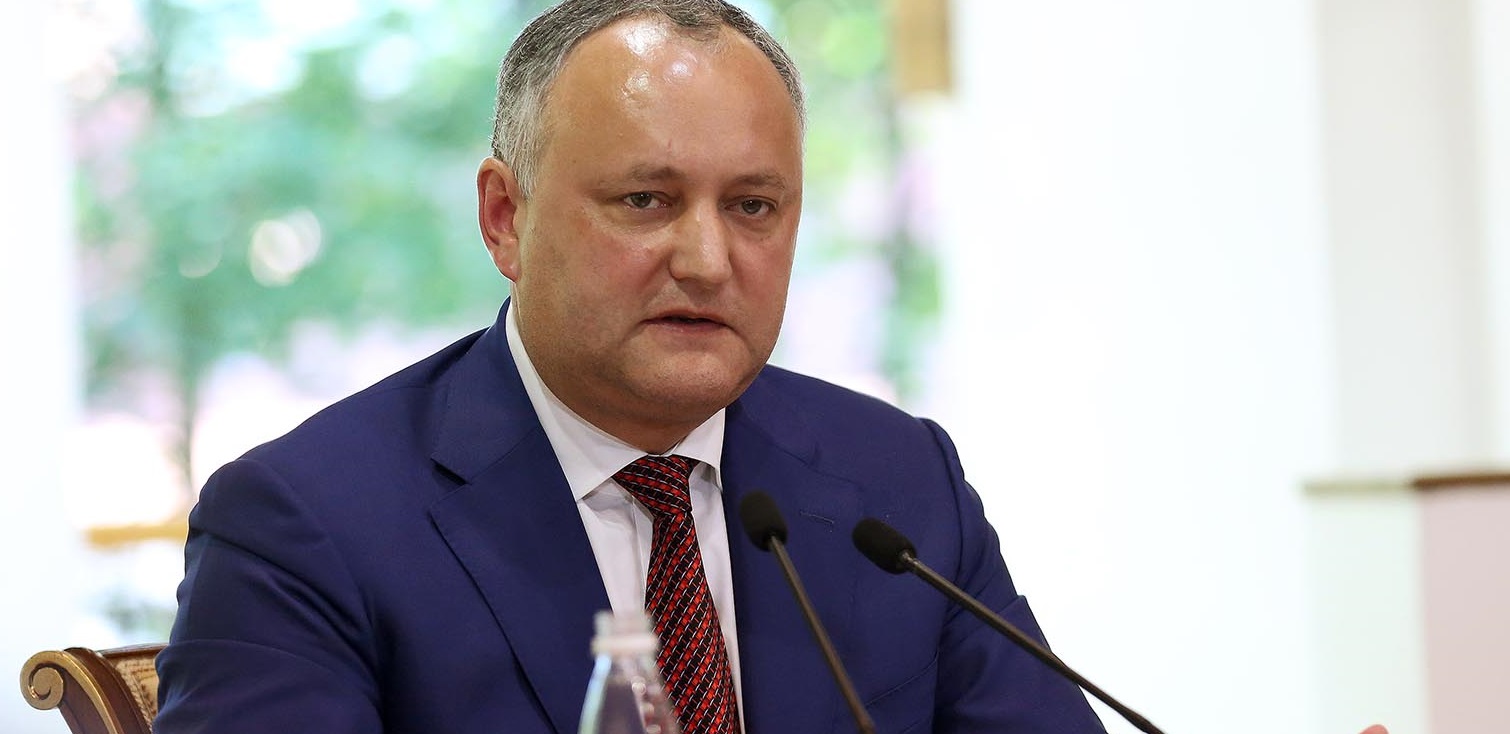 Додон временно отстранен от должности президента Молдовы