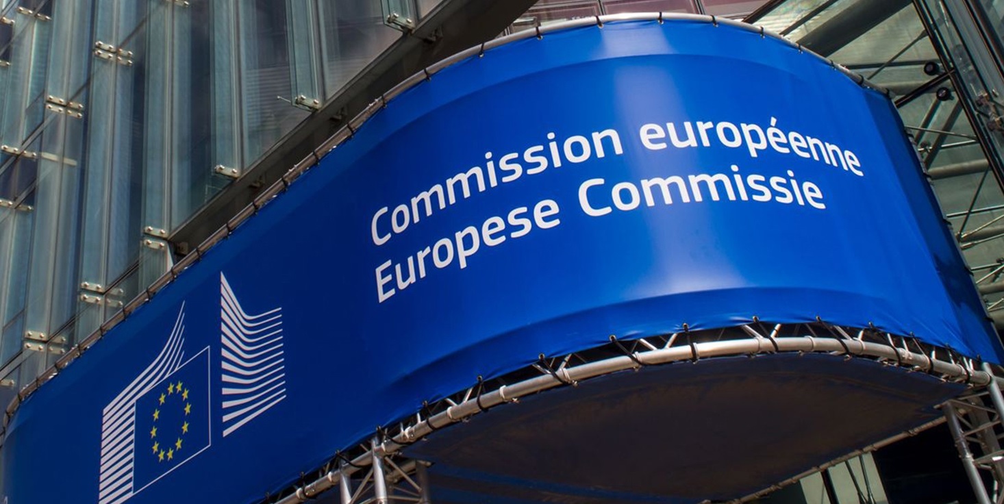 Еврокомиссия подает на Польшу в суд