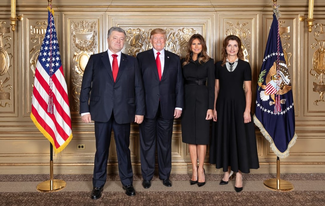 Цеголко считает символичным дресс-код Порошенко и Трампа