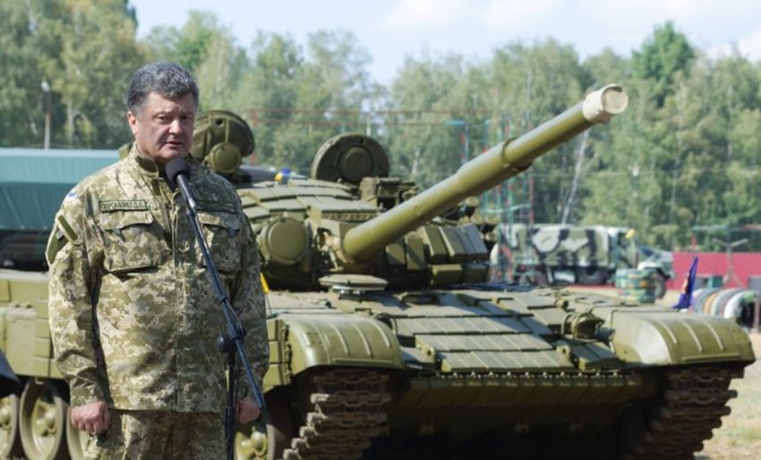 Порошенко назвал число военных, погибших на Донбассе