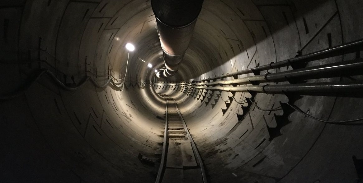 Маск анонсировал открытие первого скоростного тоннеля