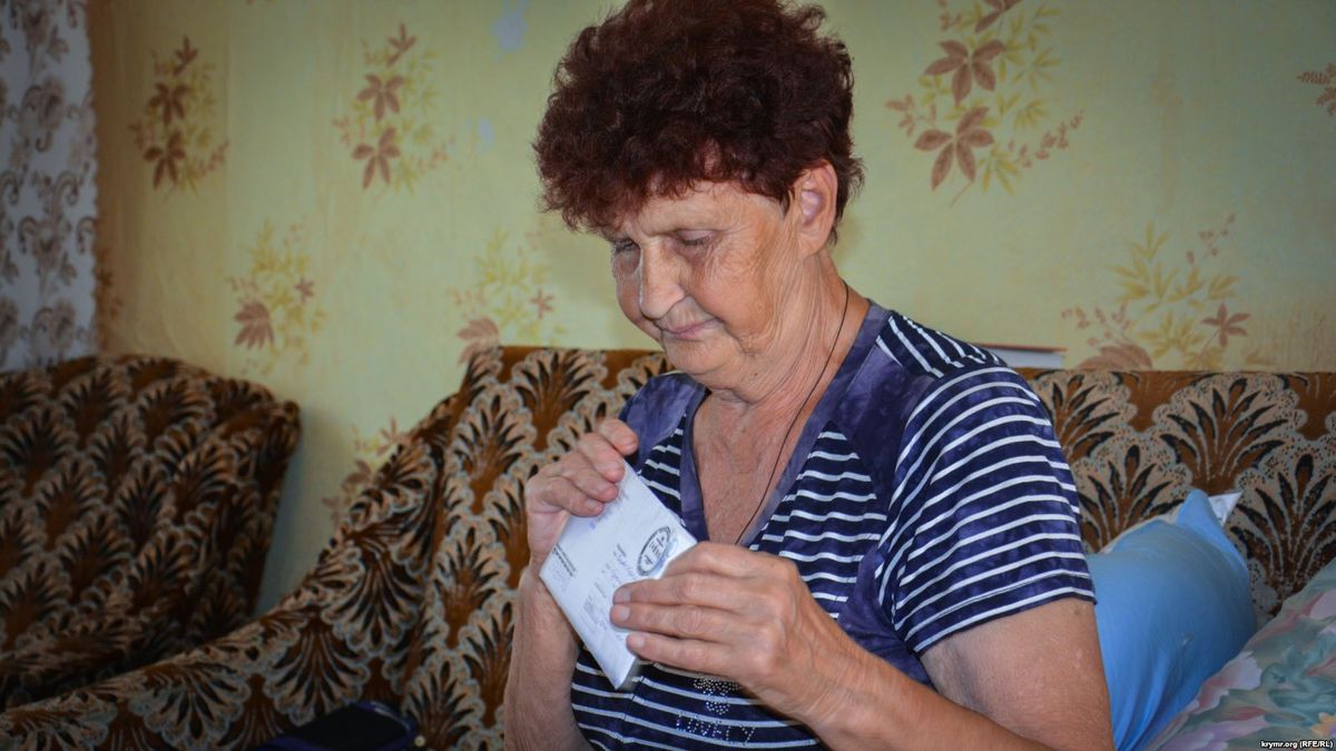 Мать Сенцова прокомментировала получение ее сыном премии Сахарова