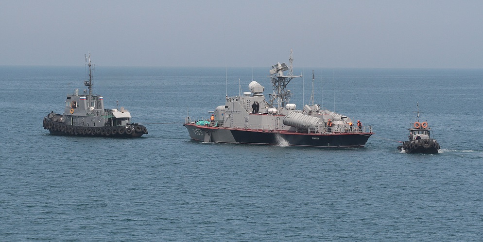ФСБ прокомментировала инцидент с украинскими кораблями