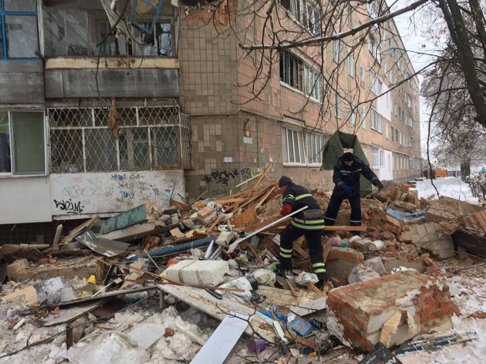 В Фастове из-за взрыва частично обрушилась пятиэтажка - 5 - изображение