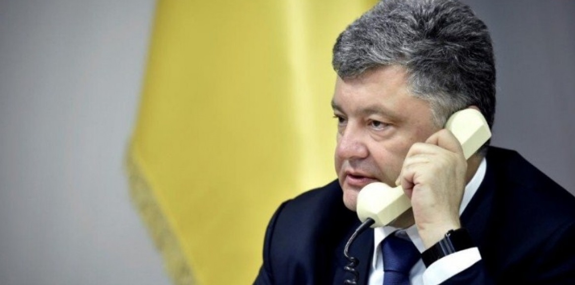 Порошенко пожаловался, что Путин так и не ответил на запрос о  разговоре по телефону