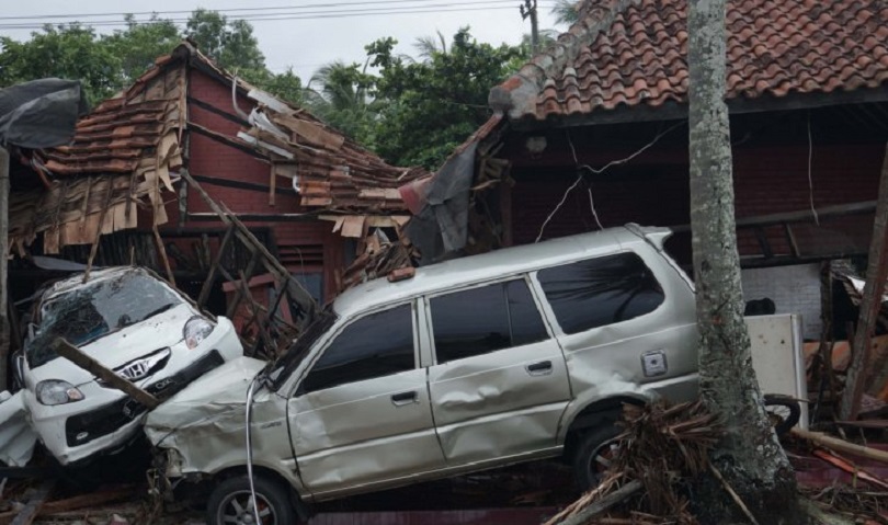В Индонезии предупредили об угрозе повторных цунами