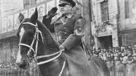 В Москве представили рапорт маршала Жукова об освобождении Польши