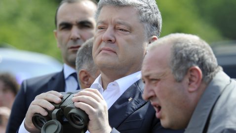 Порошенко заявил, что спецназовцы-провокаторы на его глазах переходили границу в Луганской области