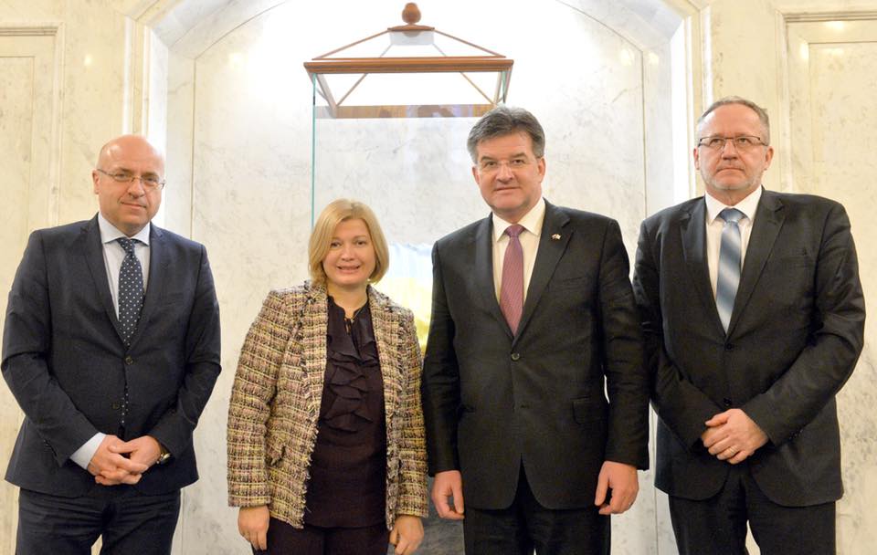 Украина потребует создать пункт мониторинга ОБСЕ в Керчи