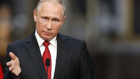 Путин заявил о готовности защищать права верующих