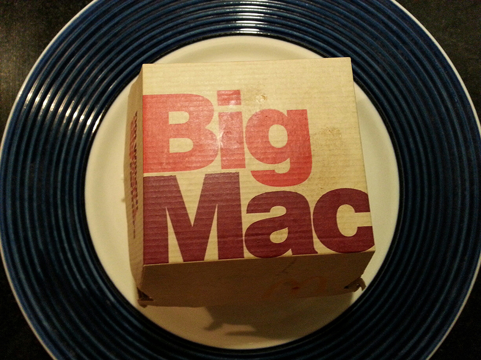 Сеть McDonald’s лишилась монополии на товарный знак Big Mac в Европе (исправлено)