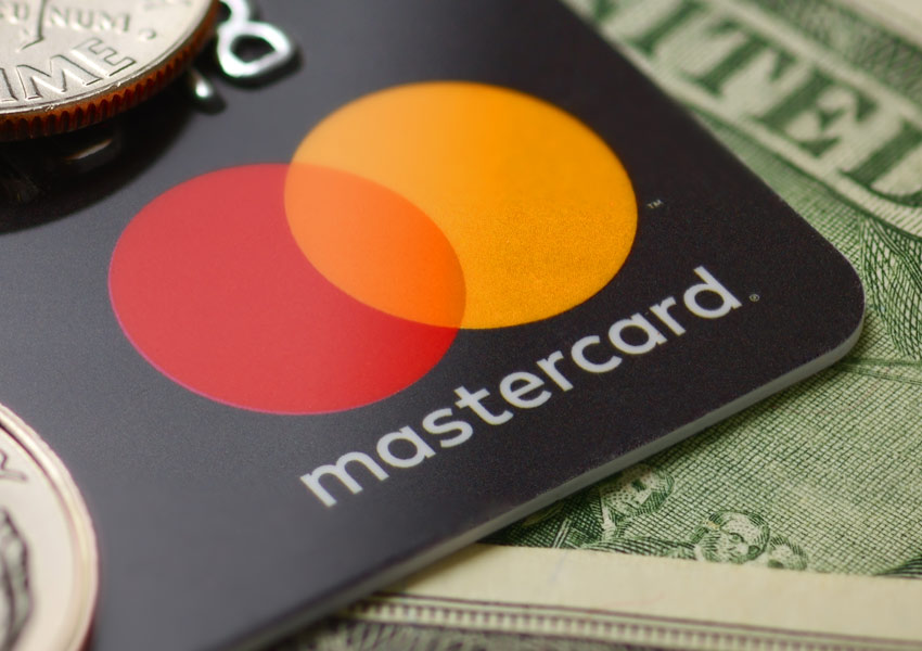 MasterCard сменит логотип