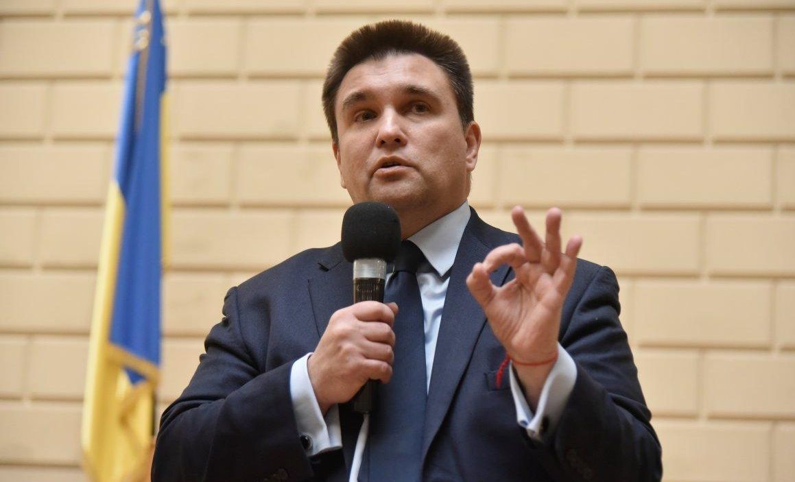 Климкин анонсировал новый механизм въезда россиян в Украину