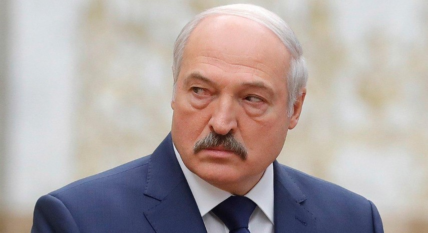 Лукашенко заявил, что Беларусь «будут пробовать на зуб»