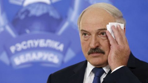 Лукашенко прокомментировал возможность объединения Беларуси с Россией