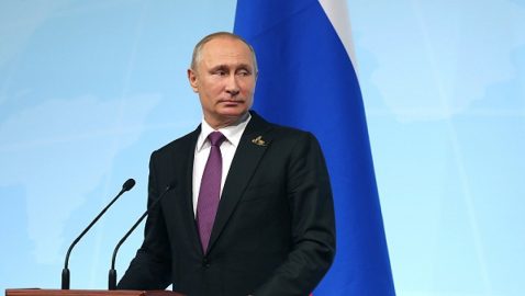 Путин отреагировал на заявления Порошенко о томосе и «окончательной независимости» от России