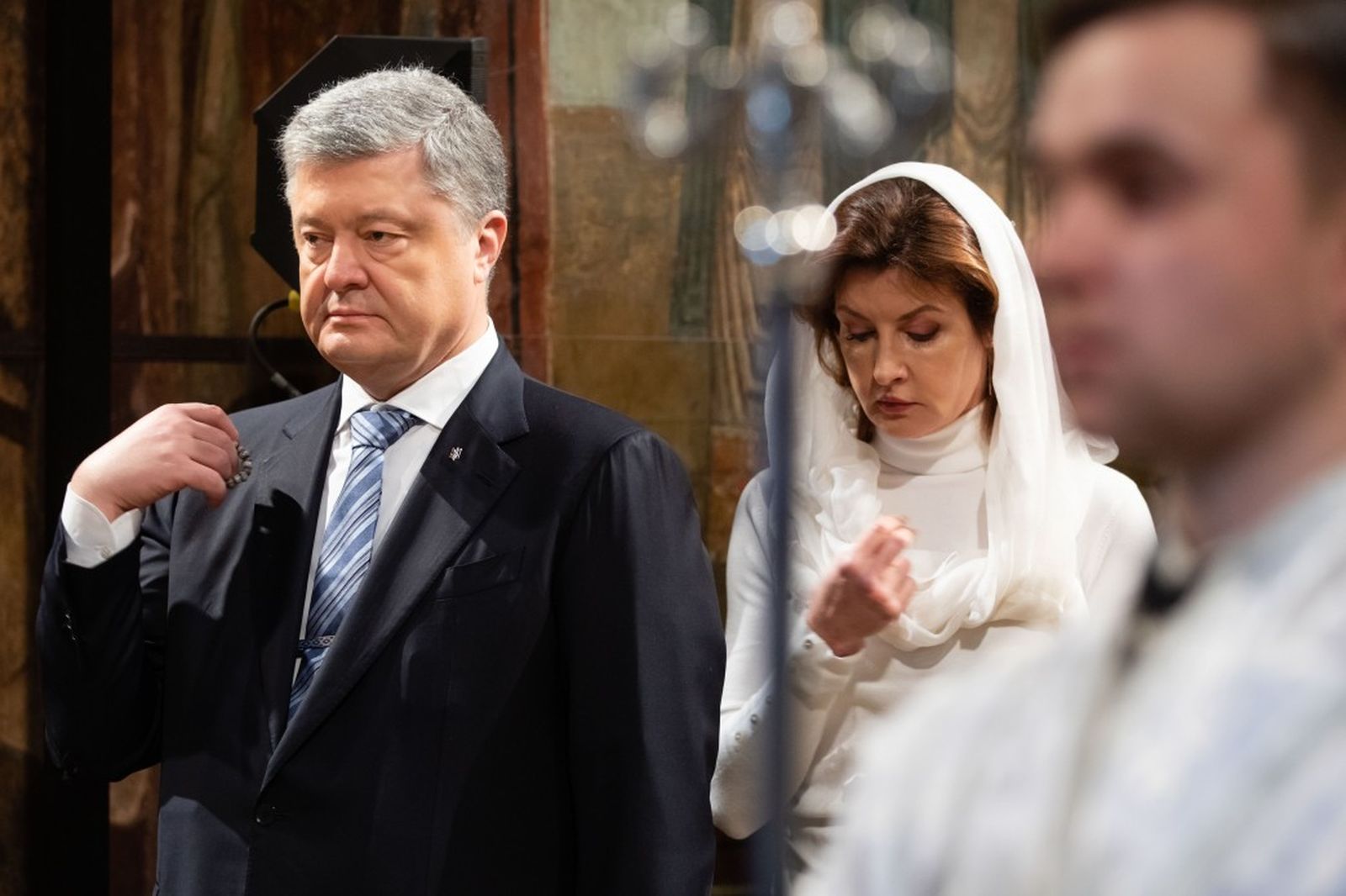 «Христос Крещается»: Порошенко поздравил украинцев с праздником