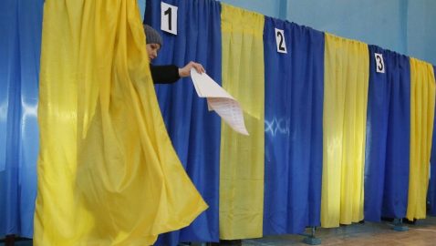 МИД не будет регистрировать на выборах наблюдателей из России