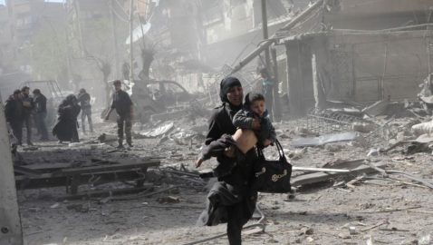 Продюсер BBC заявил, что съемка «химатаки в Сирии» была постановочной