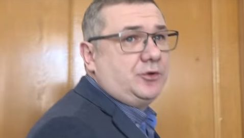 В Кропивницком чиновник включил порно на совещании