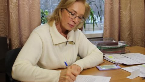 Денисова выразила «решительный протест» Москальковой