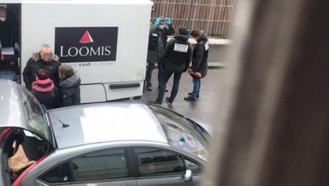 Во Франции водитель-инкассатор исчез с миллионом евро