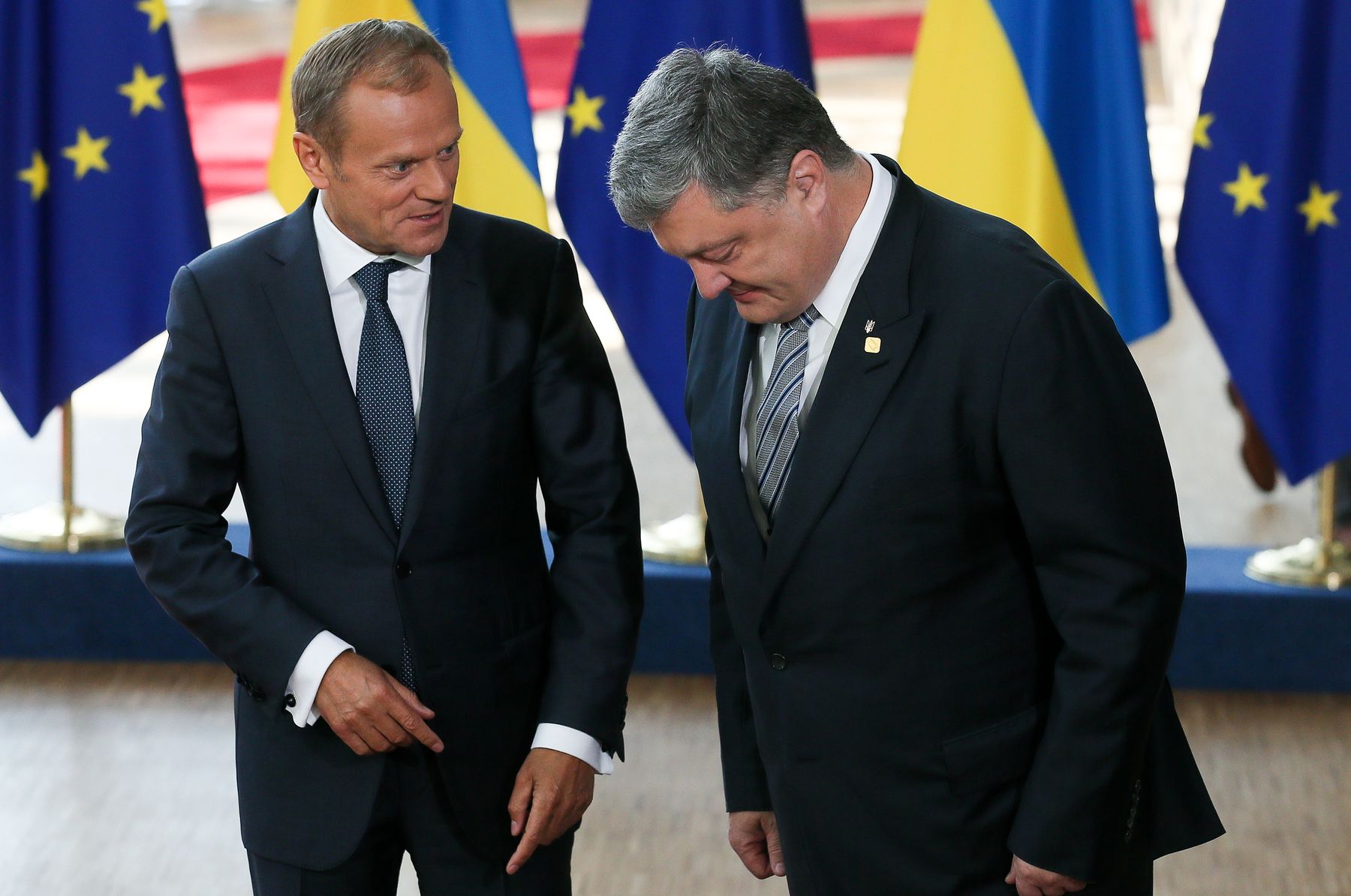 Порошенко поблагодарил ЕС за «азовский пакет» санкций