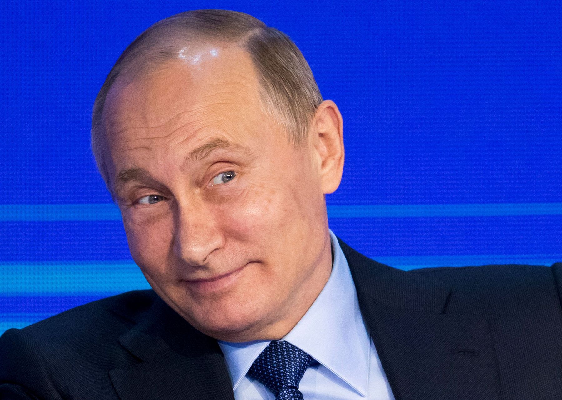 Порошенко надеется, что украинцы разочаруют Путина на выборах