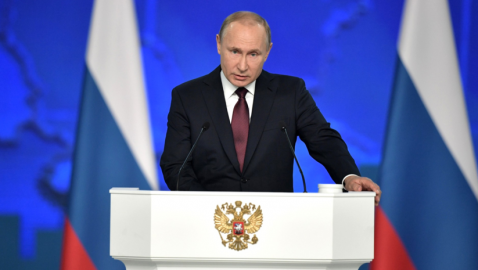 Путин заявил о теоретической угрозе отключения России от Интернета