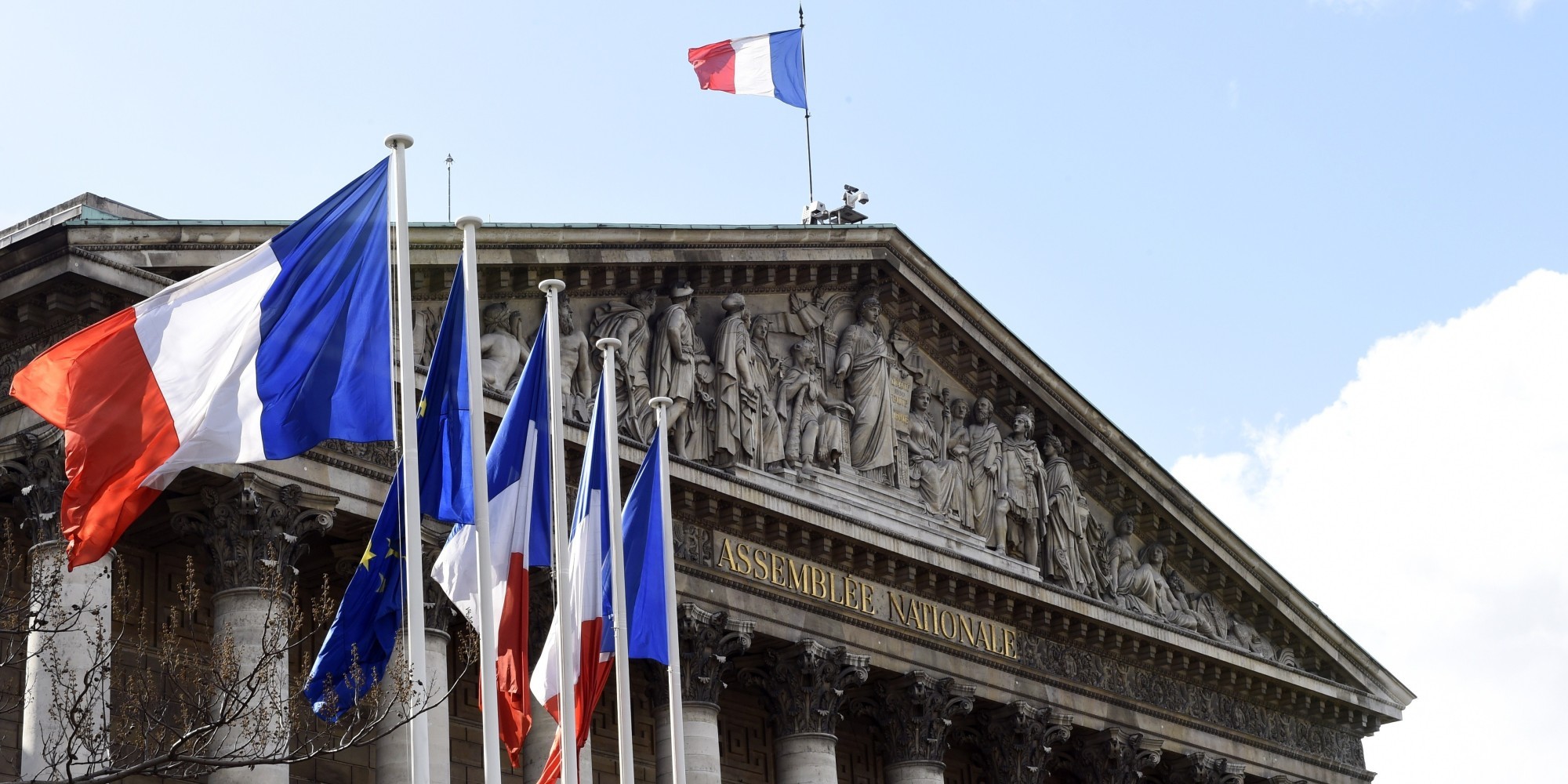 Парламент Франции принял законопроект о протестах