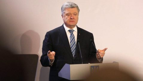 Порошенко пообещал новые победы на «санкционном фронте»
